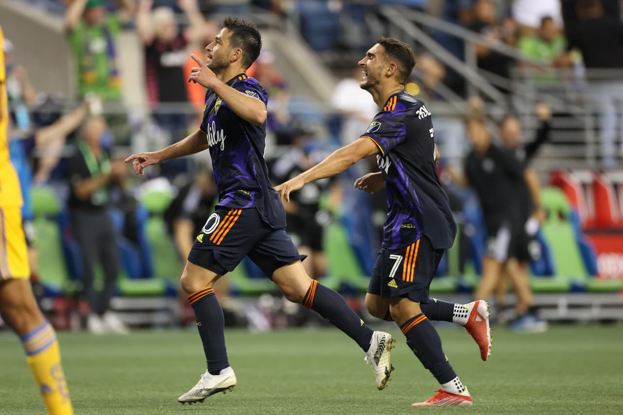 Seattle Sounders golean 3-0 a Tigres y esperan en semifinales al gandor entre New York City y Pumas.