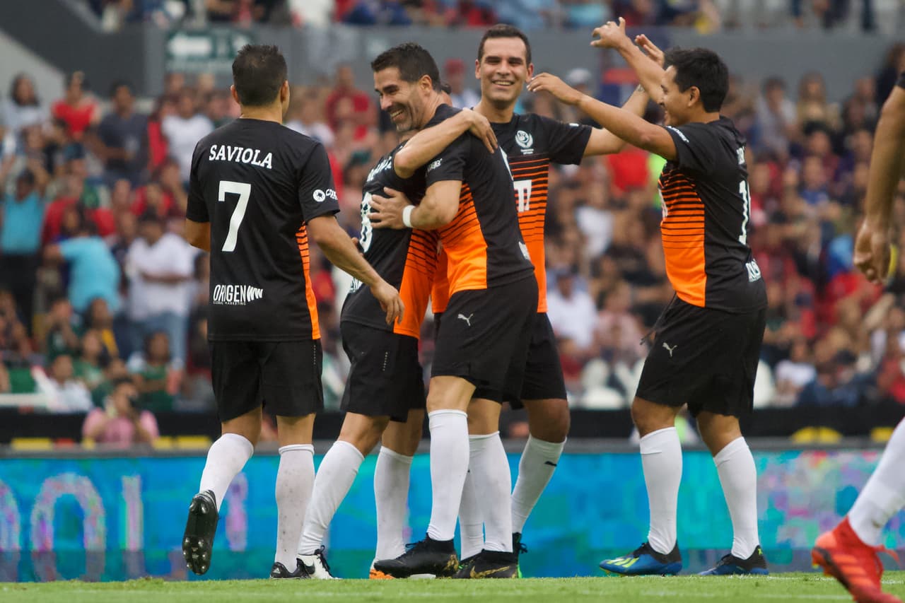 Los Amigos de Rafa ganaron 2-1 en un juego para el recuerdo con el adiós del fútbol activo de Rafa Márquez.