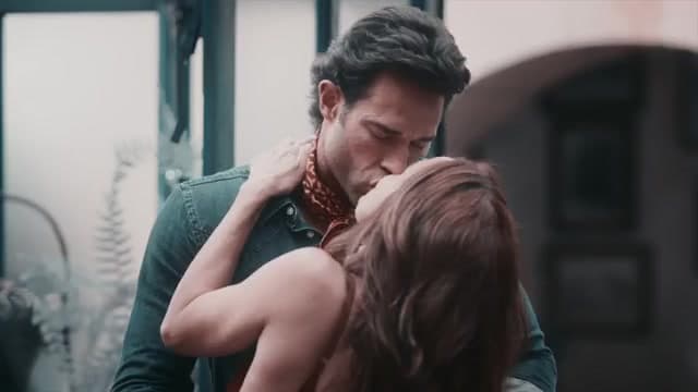 Paloma comete pecado en brazos de Renato