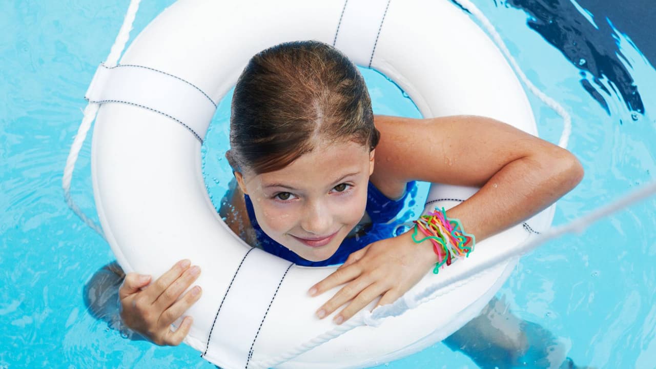 Consejos para evitar que los niños tengan accidentes en el agua durante este verano