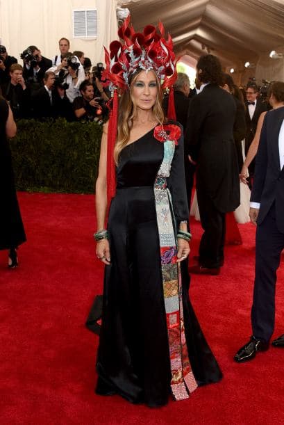 ¿Pero qué te pasó? Sarah Jessica Parker siempre se toma muy en serio el "tema" de la #MetGala.