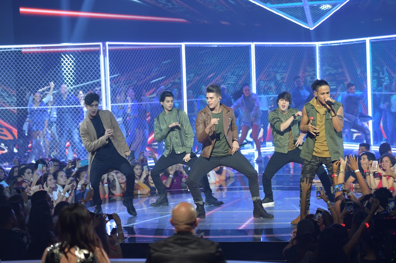 Zabdiel y Erick también dieron todo de sí en el escenario.