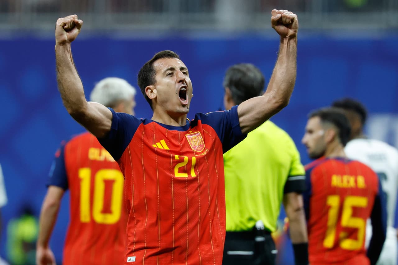 Otra mirada al festejo de Oyarzabal por su segundo gol.