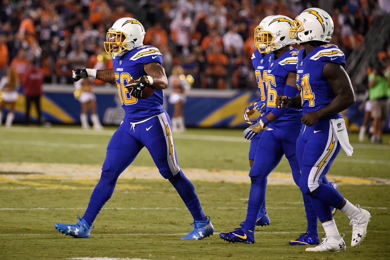 San Diego hizo lo justo para controlar a la ofensiva de Denver que no pudo contener los goles de campo de Josh Lambo y Philip Rivers y compañía lograron su segunda victoria en el Qualcomm Stadium.