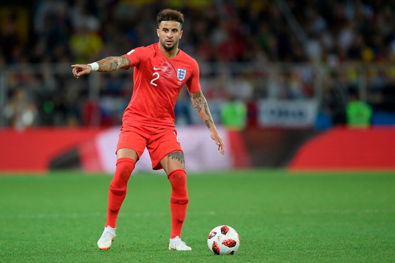 Lateral: Kyle Waker (Inglaterra) - 59,4 millones de dólares.