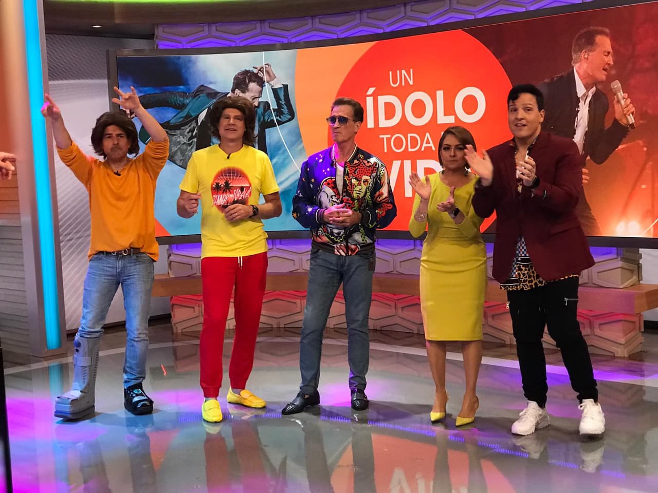 Esta semana se armó la fiesta en Despierta América cuando Emmanuel se presentó para promocionar su concierto del 30 de agosto en Miami como parte de la gira 'The hits tour'.