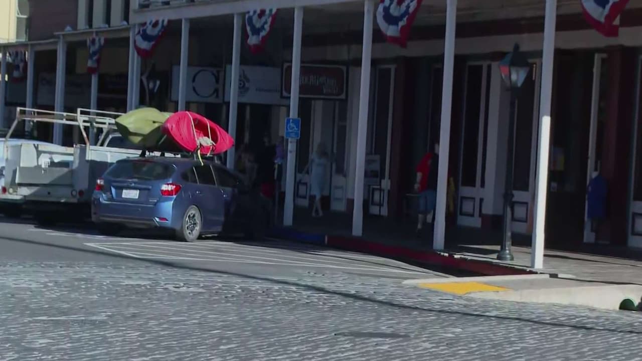 Arrestan a joven de 18 años tras apuñalamiento de cinco personas en Old Sacramento