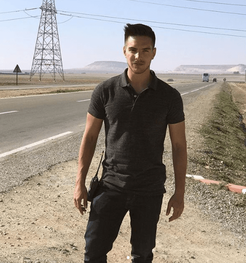 De alguna forma u otra, Vadhir se las ingenió para estar presente, por lo que al publicar esta fotografía sólo escribió: "Hola a todos 😏... yo realmente nunca me fui".