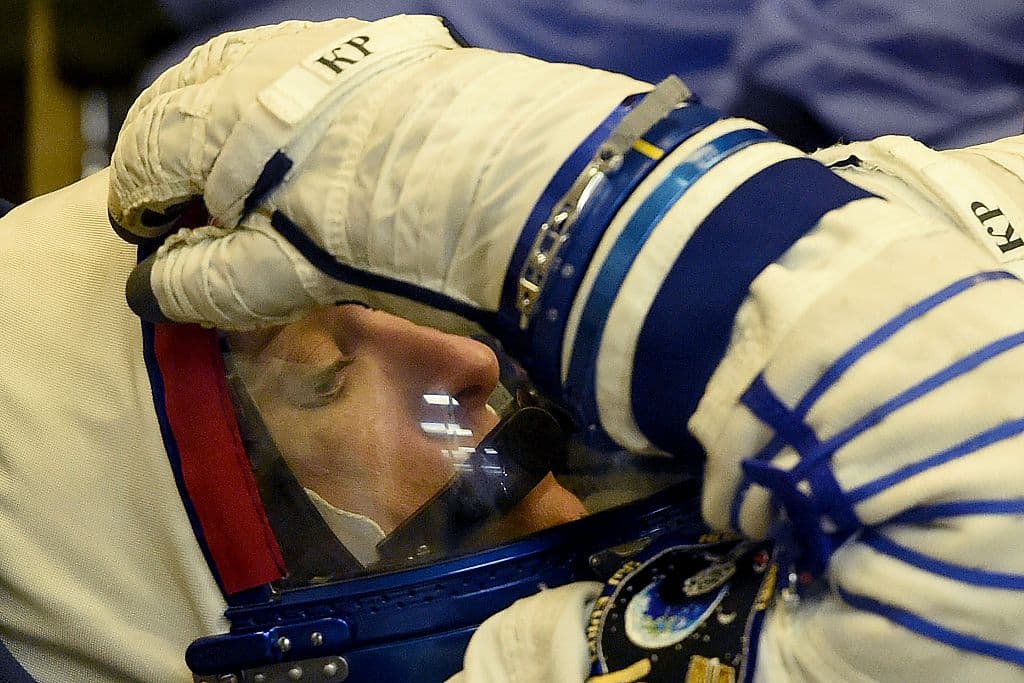 La NASA ofrece 30,000 dólares al que diseñe un traje espacial con excusado incorporado