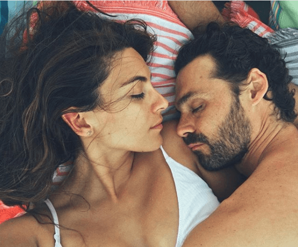 Ellos gritaron su amor a los cuatro vientos al aparecer en la portada de la revista Vanity Fair México a principios de 2017.