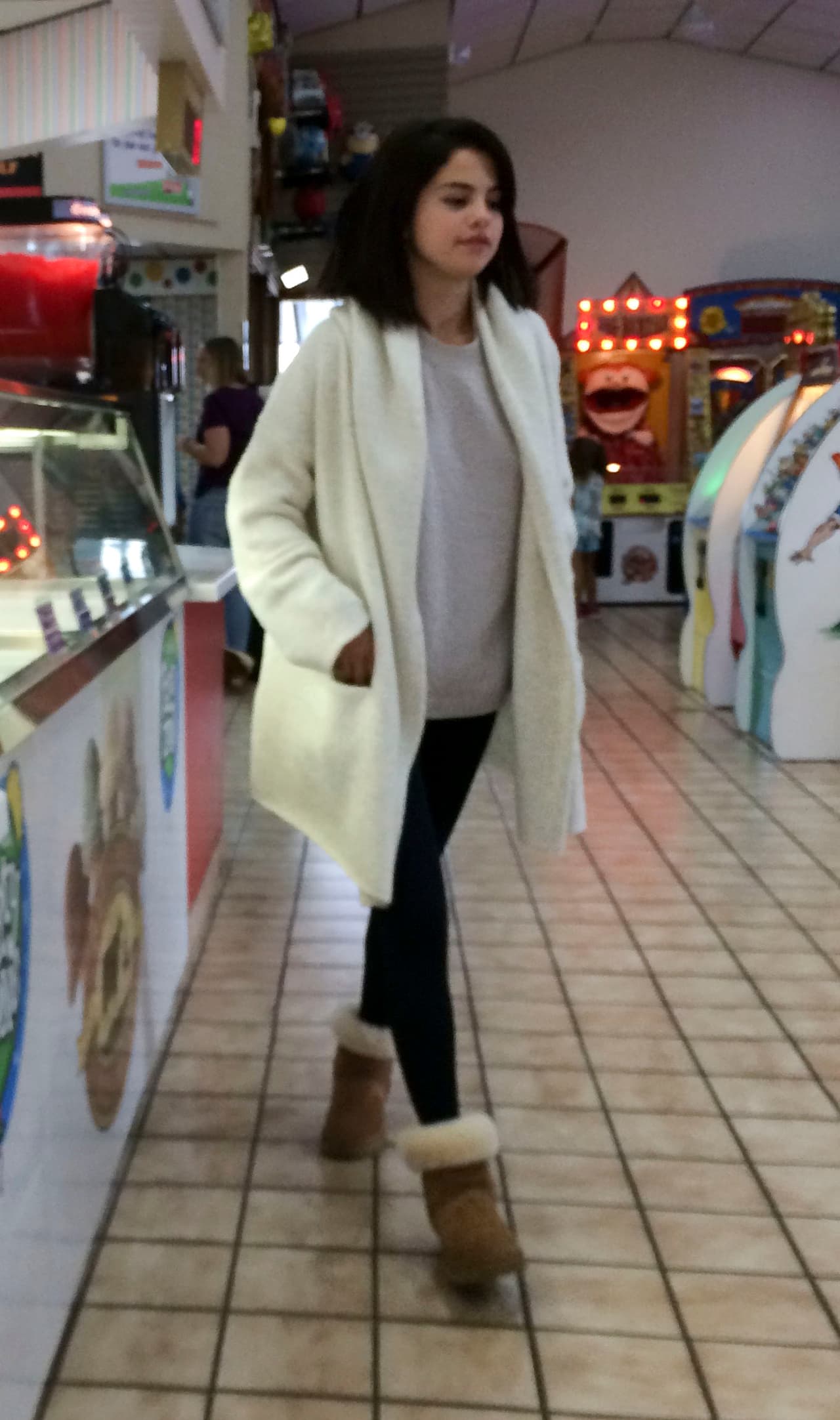 Selena Gomez está en rehabilitación desde hace semanas por depresión y ansiedad, relacionadas a su enfermedad, Lupus.