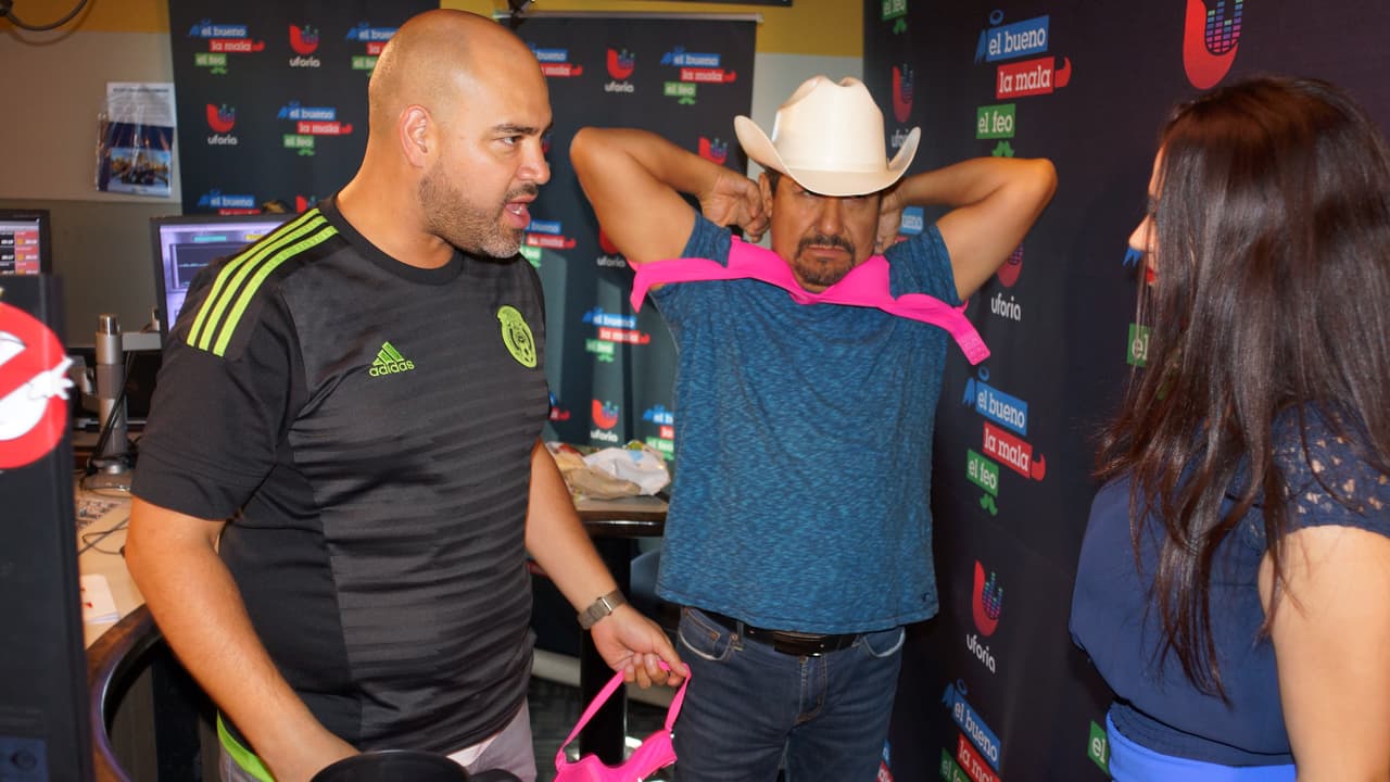 Otro regalo sorpresa de Carlita para Raúl 'El Pelón' y El Feo.