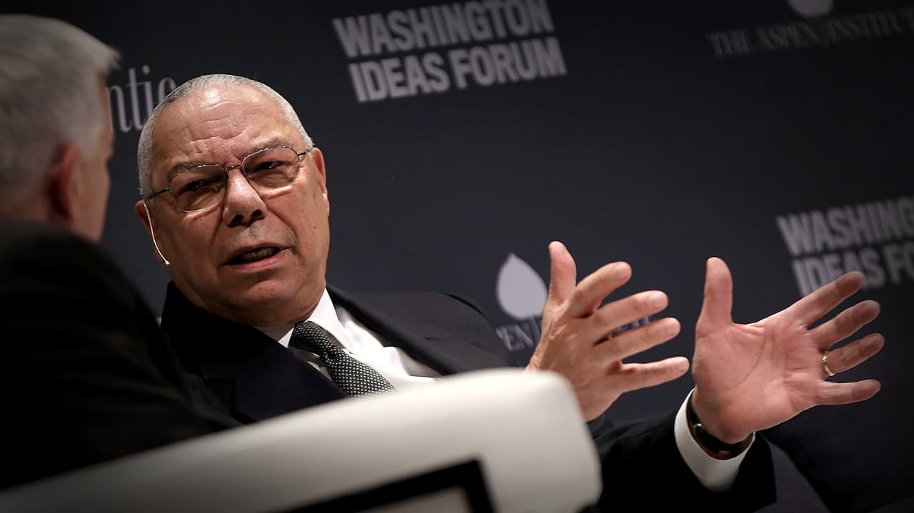 Las declaraciones más explosivas sobre Trump y Clinton en los mails filtrados de Colin Powell 