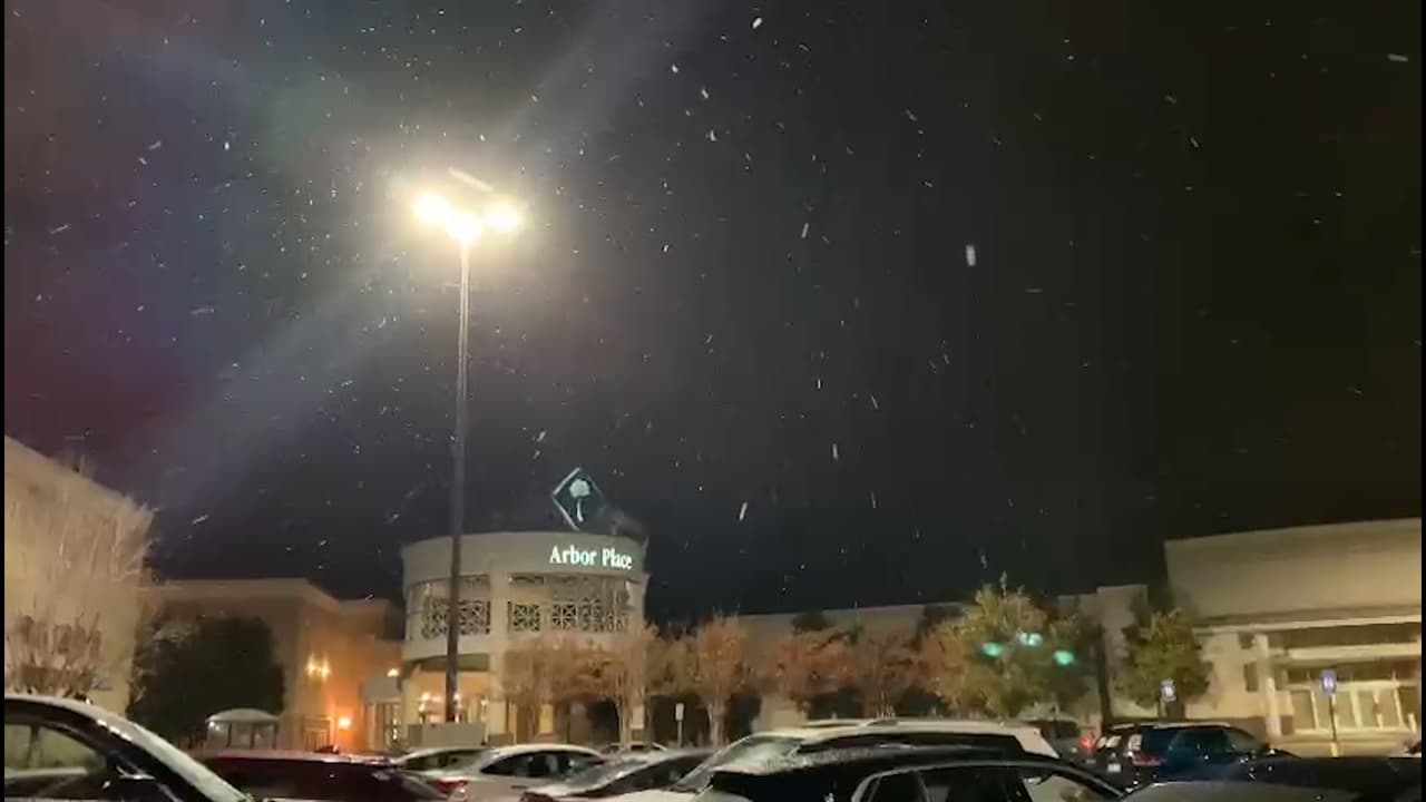 Caen los primeros copos de nieve al norte de Georgia: se espera que las temperaturas estén por debajo del punto de congelación