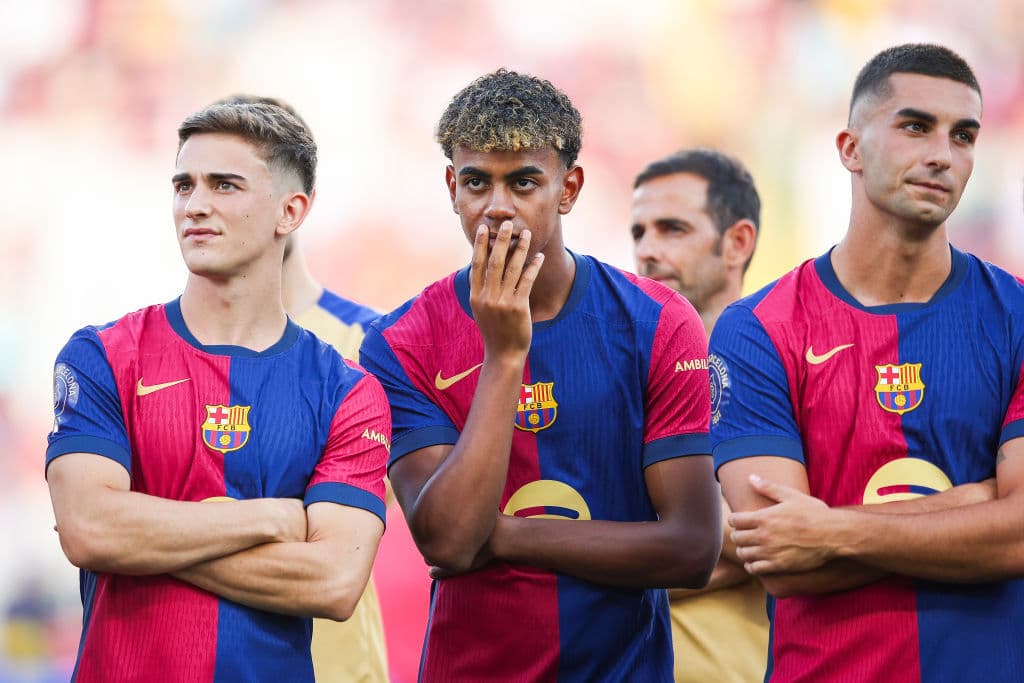 Lamine Yamal se entrena con normalidad tras conocer mejoría en el estado de su padre