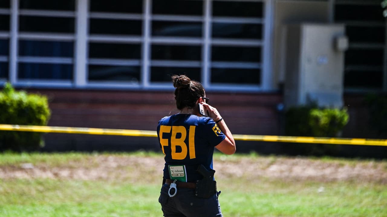 La Oficina del Alguacil del Precinto 4, bajo el mando de Mark Herman, ha 
<b>iniciado el patrullaje y monitoreo de zonas escolares para garantizar la seguridad de los estudiantes en su regreso a clases</b>.