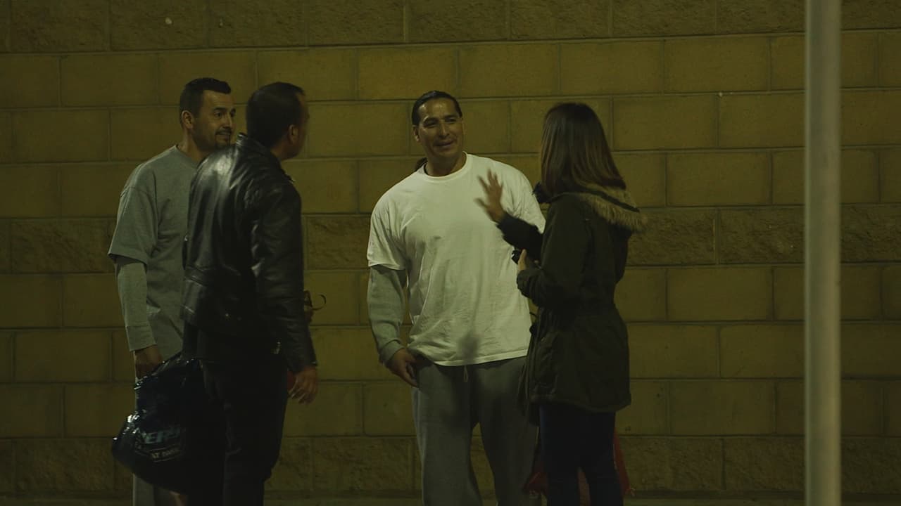 Andrea Sambucetti conversó con algunos de los recién llegados a México. Ellos dicen que lo peor de que los suelten tan tarde en medio de la ciudad son los peligros a que se exponen.