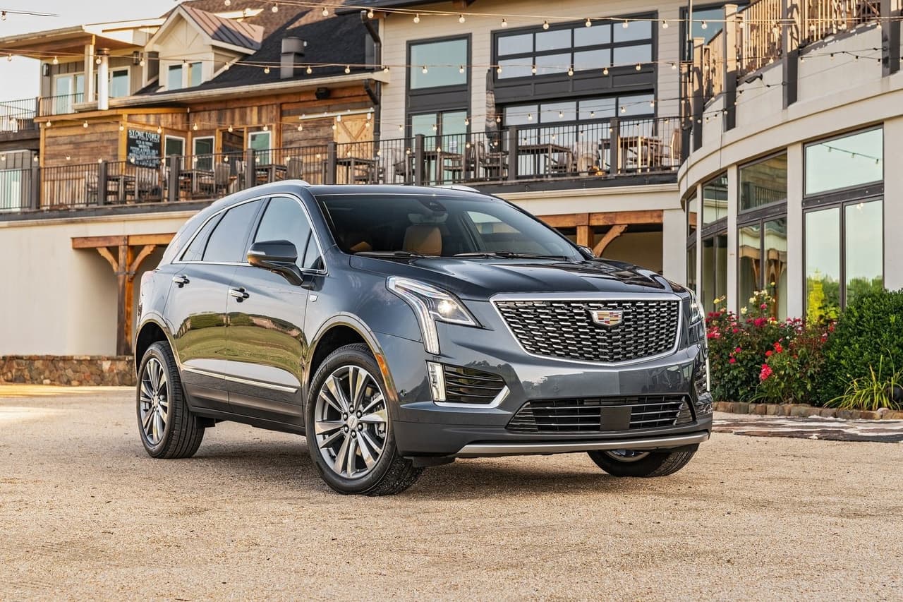 <h3 class="cms-H3-H3"><b>12. Cadillac XT5</b></h3>
<br>
<br>
<b>Diferencial porcentual de precio sobre modelo de un año de uso: </b>28.7%
<br>
<br>
<b>Diferencial de precio en dólares sobre modelo de un año de uso:</b> $14,851