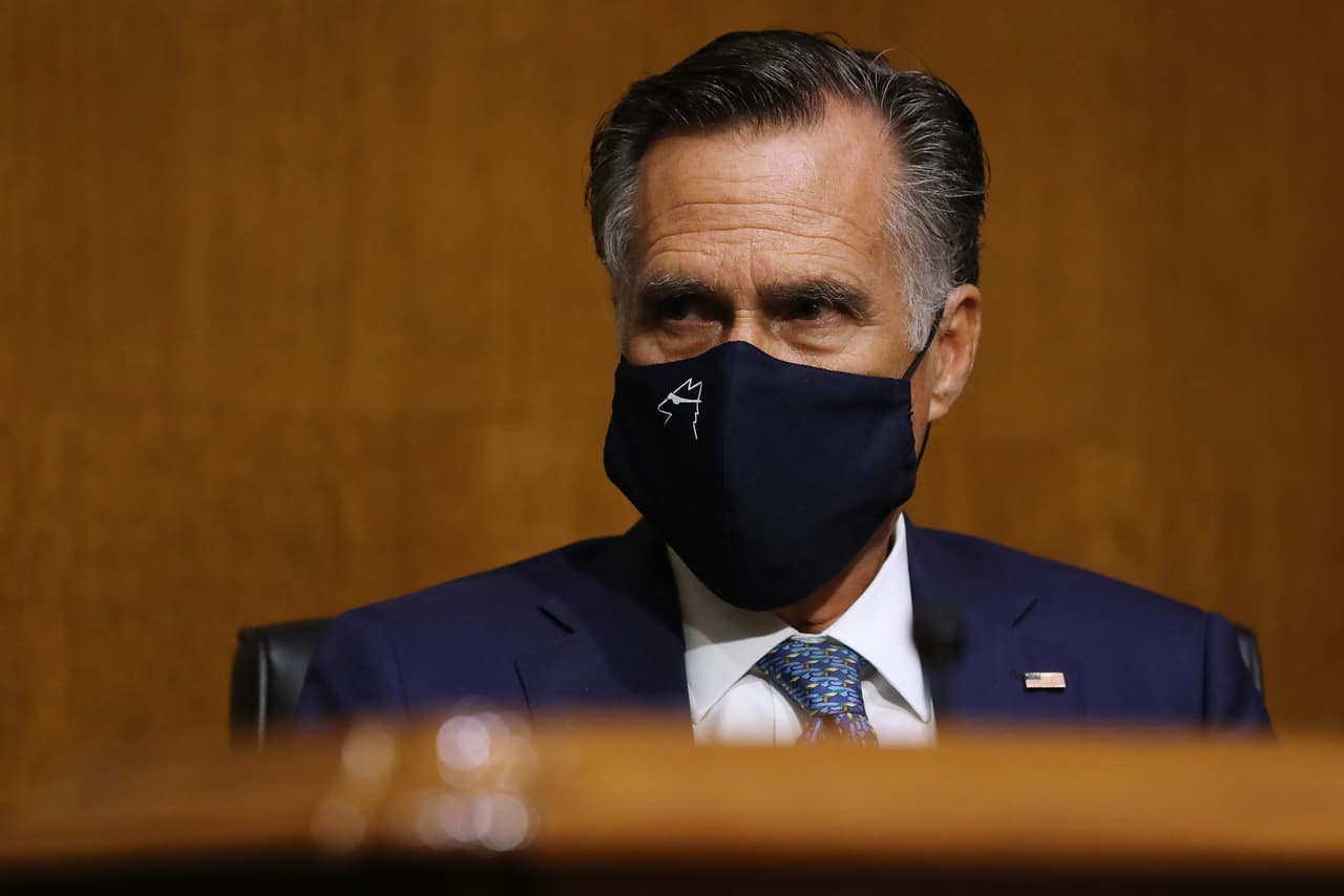 Romney abre el camino para que republicanos designen este año a un nuevo juez en la Corte Suprema