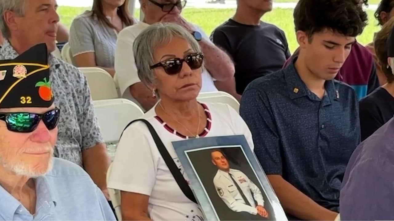 “Es un héroe que dio la vida por todos nosotros”: madre de militar hispano caído en combate
