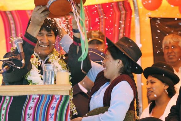 Morales recordó como eran las luchas de los mineros y la represión de los militares contra ellos e instó a valorar lo que se hace ahora por la democracia.