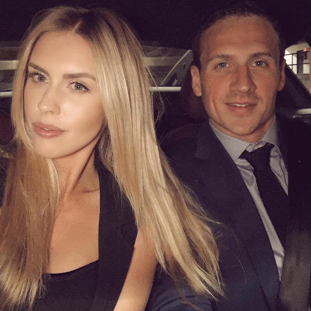 La parejita comenzó su relación en marzo pasado y con esta foto publicada en redes sociales hicieron oficial su amor.