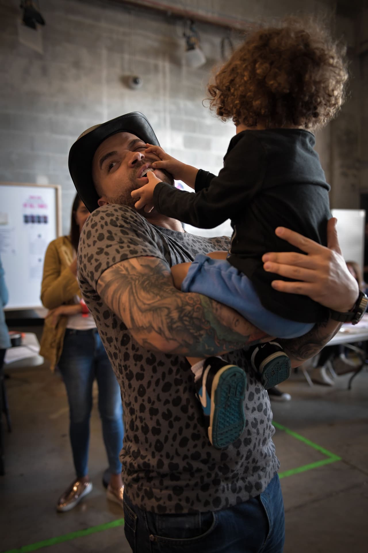 Antes de salir a cantar, Nacho compartió tiempo con...