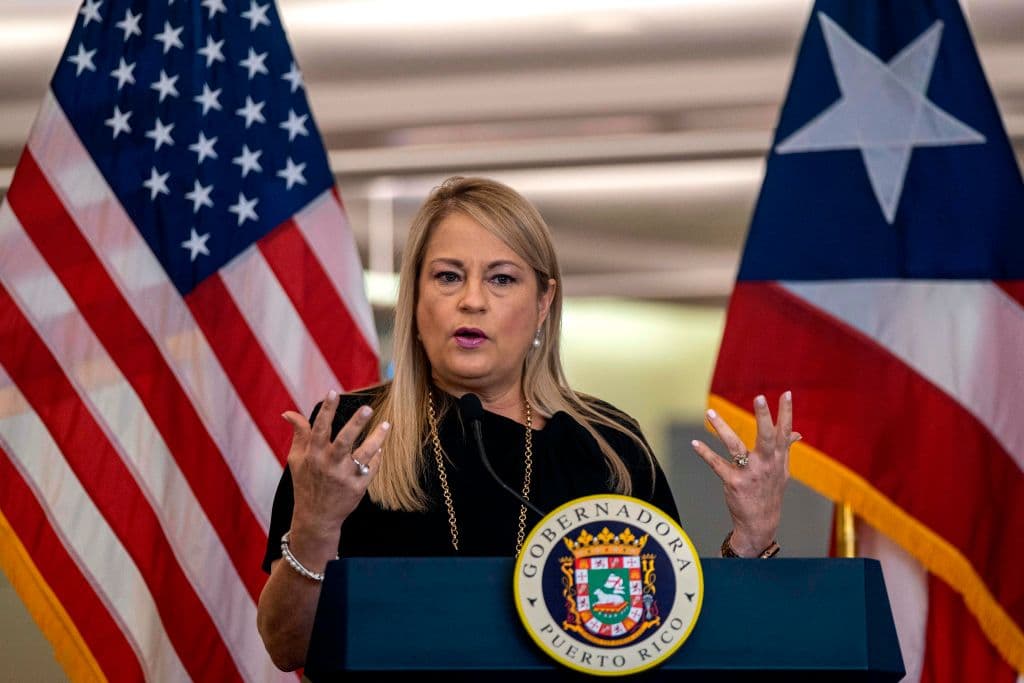 Vázquez no solo dirigió los destinos de Puerto Rico durante 1 año y 5 meses (2019-2021). También se desempeñó como 
<b>secretaria de Justicia</b> (2017-2019) y 
<b><a href="https://www.univision.com/local/puerto-rico-wlii/violencia-domestica-caso-joanne-rodriguez-veve-carlos-mercader-entredicho-gobierno-de-puerto-rico" target="_blank">Procuradora de la Mujer</a></b> (2010-2016), puesto que ocupó tras laborar como fiscal por más de 20 años.