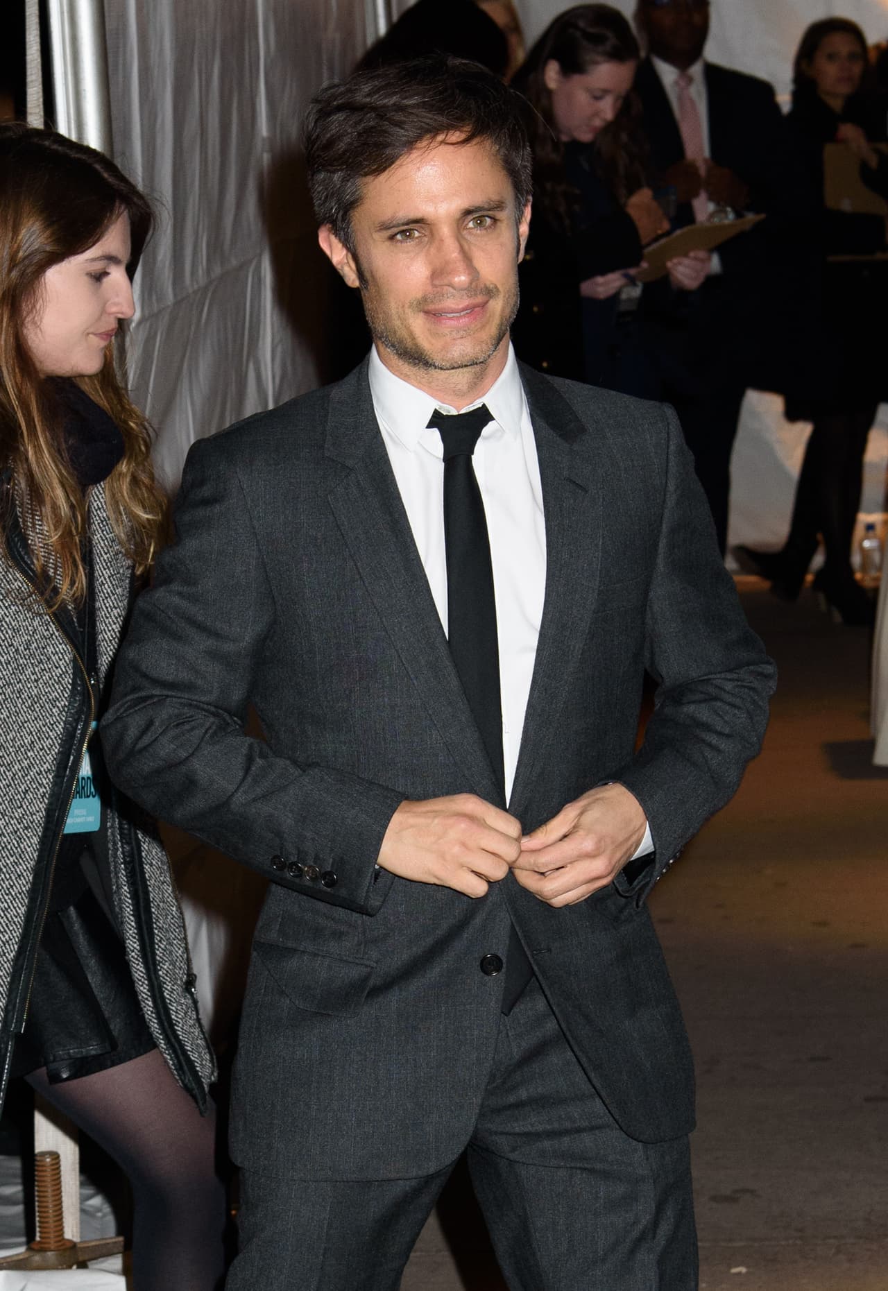 García lució impecable con su traje.