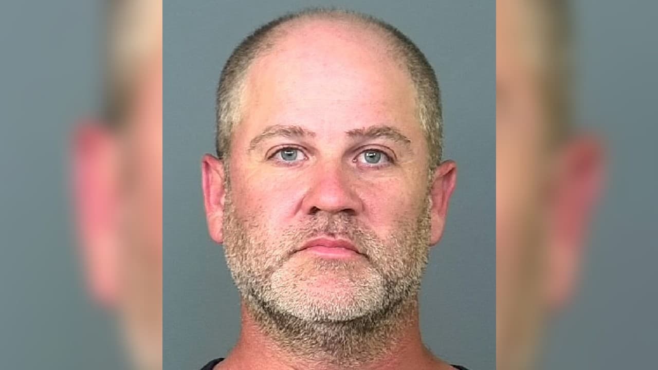 Abusó sexualmente de una niña de 5 años que atrajo a su casa desde una fiesta en Palmetto