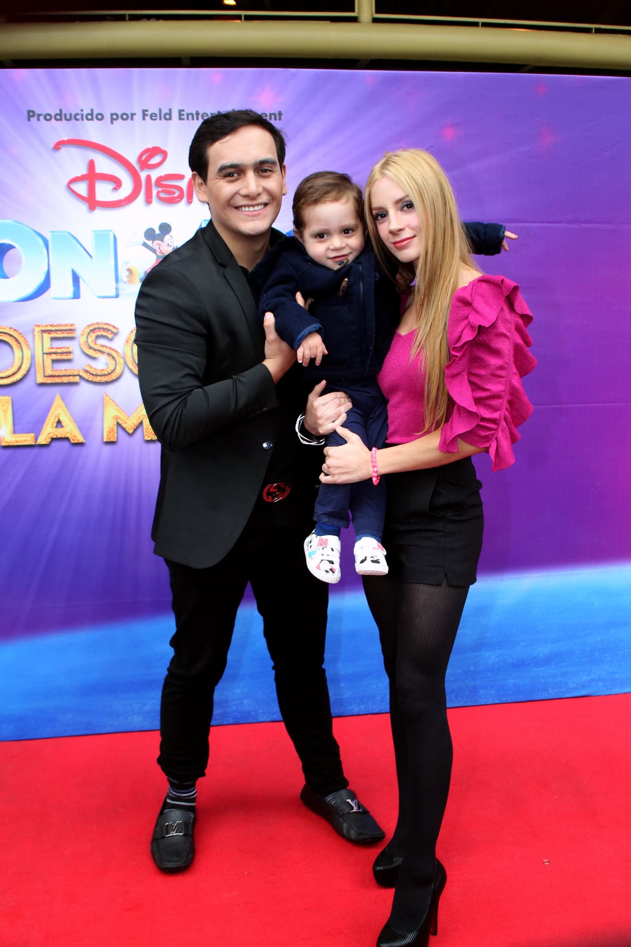 Actualmente, 
<b>Julián Figueroa es padre de familia</b>. Su primogénito nació el 2 de mayo de 2017, a quien tuvo con Imelda Tuñón el 24 de agosto del mismo año.