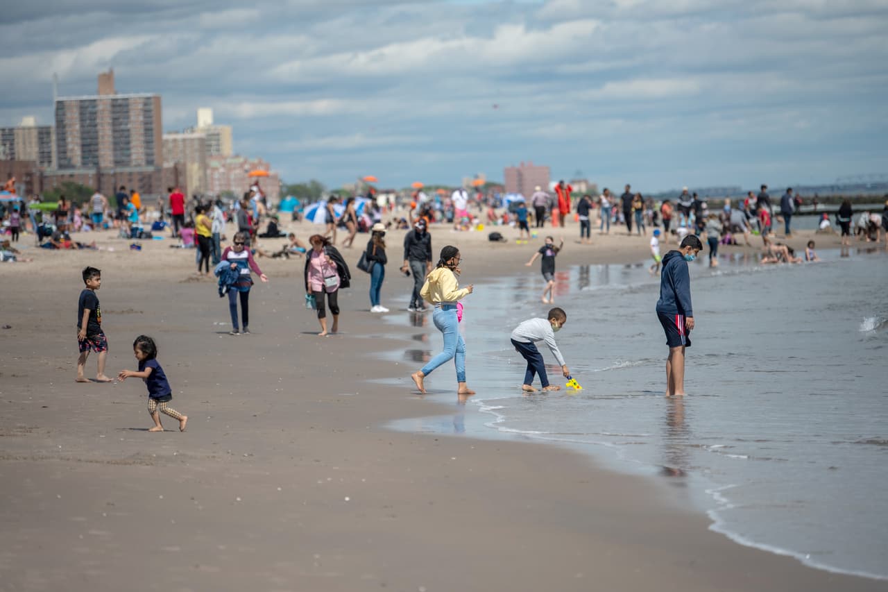 NYC recomienda no bañarse en estas tres playas debido a altos niveles de bacteria