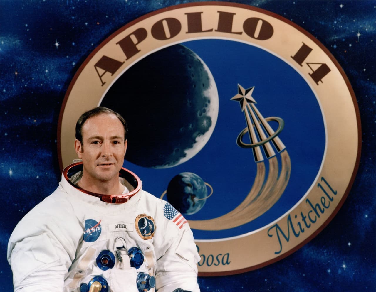 Muere Edgar Mitchell, astronauta del Apolo 14 y sexto hombre en pisar la Luna