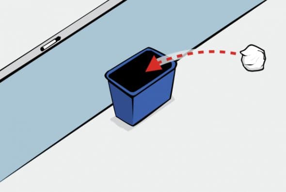 “Todo lo que tienen que hacer es encestar las bolas de papel dentro de la papelera sin levantarse de su sitio”