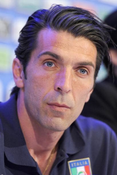 El portero de la selección italiana Gianluigi Buffon tiene dos hijos, Louis Thomas y David.