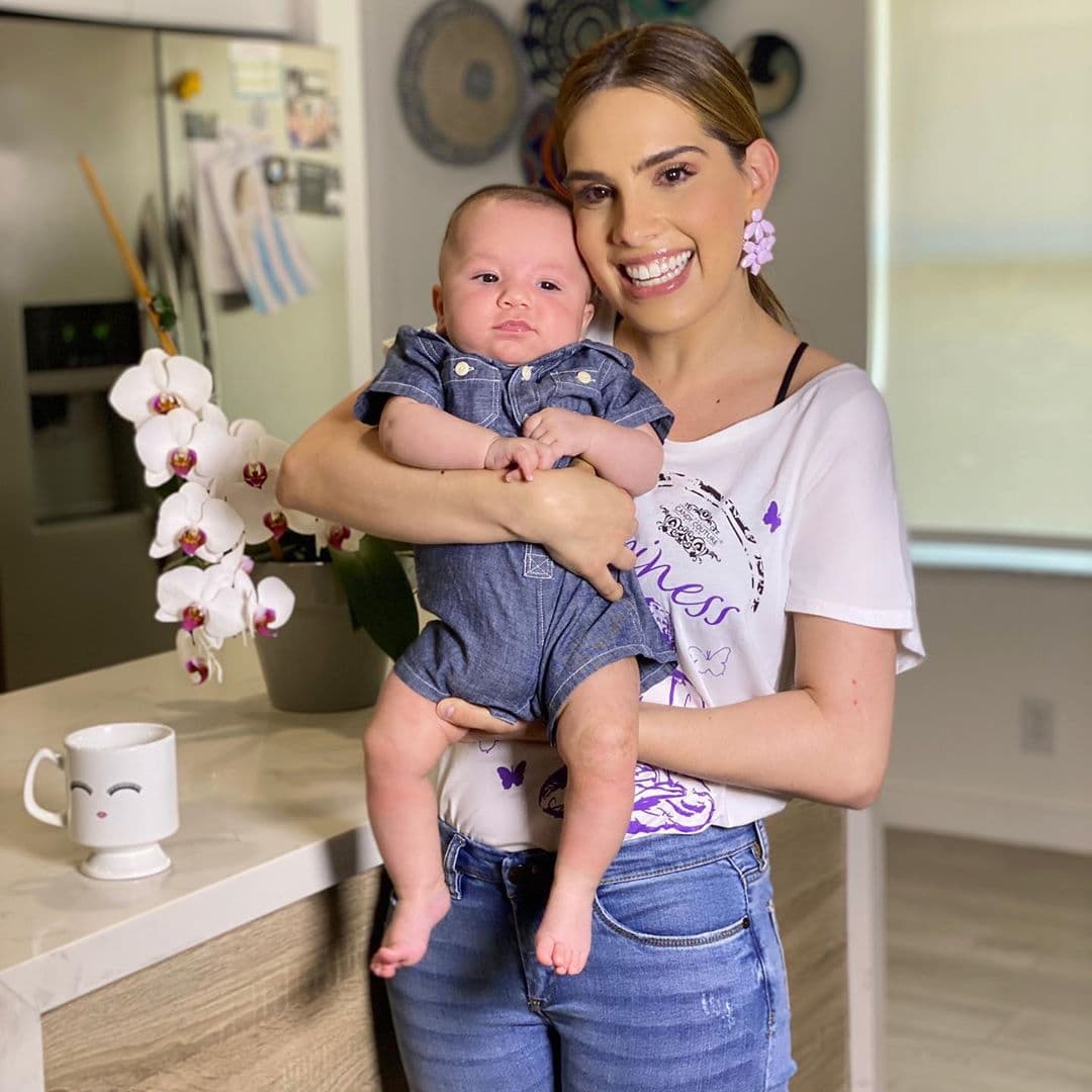 Para la presentadora venezolana no hay imposibles, ella se las arregla para estar muy atenta a las necesidades de su pequeño, jugar con él y hasta para tener un momento de relajación para sí misma.