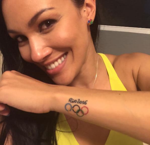 La voleibolista Vilmarie Mojica, quien fue parte del histórico equipo femenino que logró el pase a los Juegos Olímpicos, también decidió perpetuar el recuerdo en su piel.