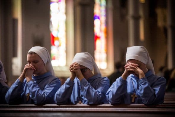 El domingo se llevaron a cabo servicios religiosos de Pacua en honor a las víctimas.