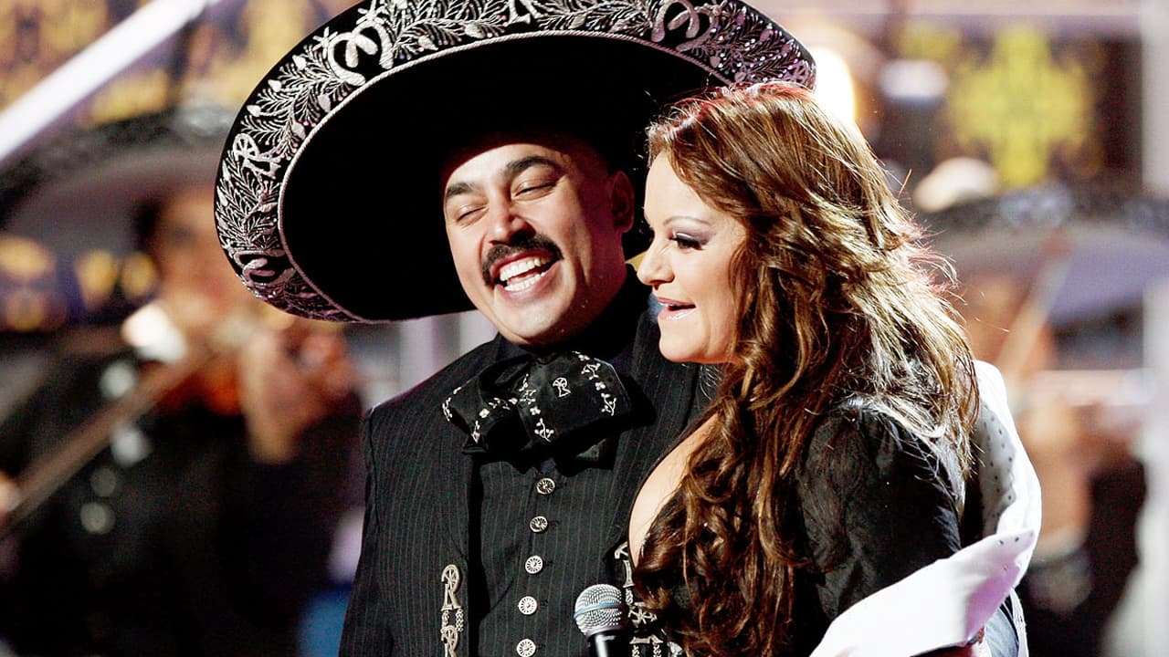 Pues según, en ese programa se habló muy mal de él y se dejaron al descubierto todas las intimidades de Los Rivera.