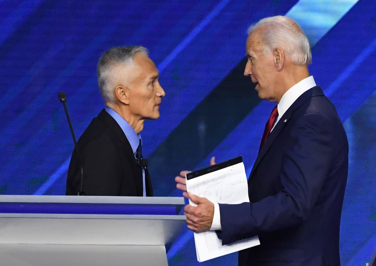 'Los de arriba y los de abajo': lo que dejó el tercer debate presidencial demócrata