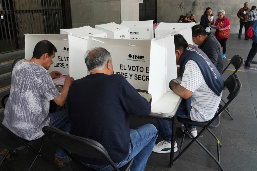 Votación judicial en México: la escasa participación marca un controvertido proceso que Sheinbaum calificó de "éxito"