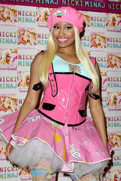 Pero ni modo, todas las estrellas terminan sufriendo con sus fotos del pasado.