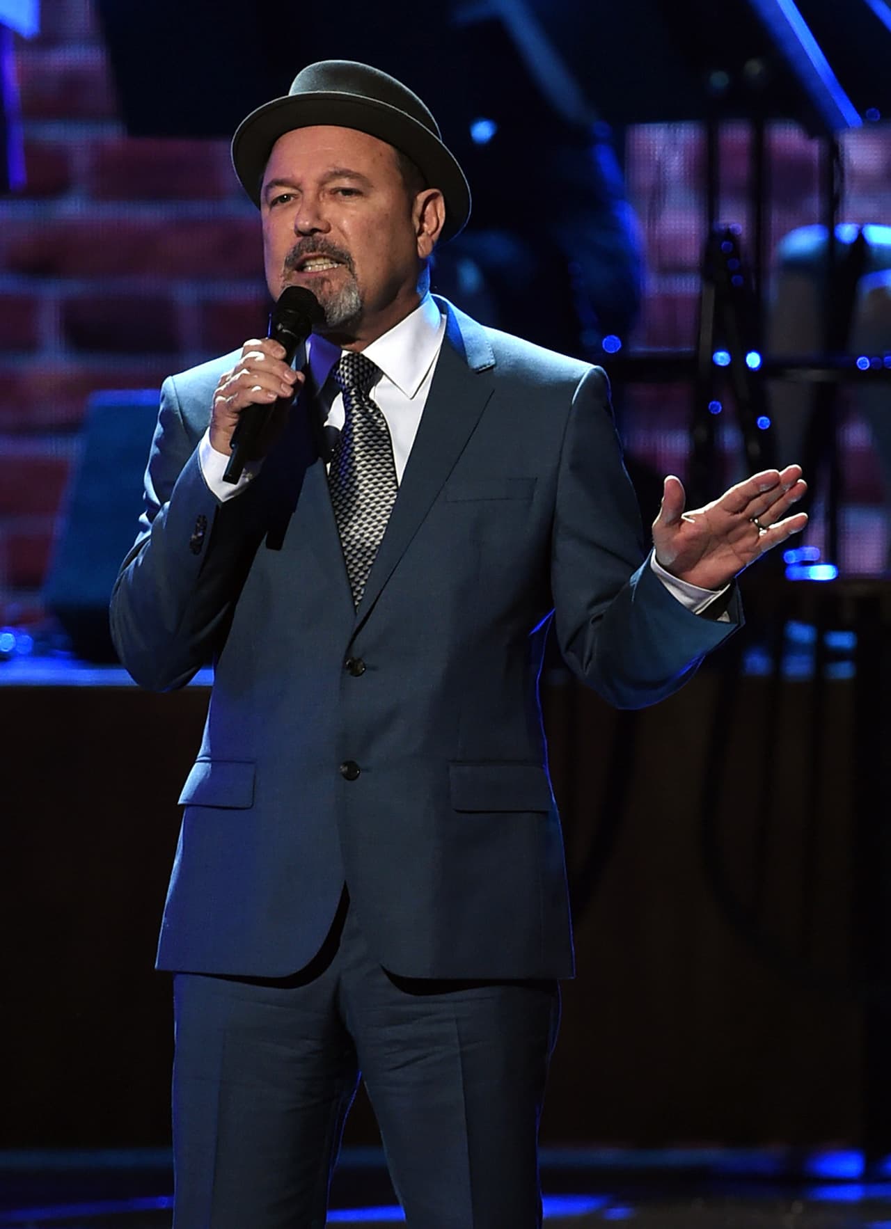 En febrero de este año dijo que presentará su candidatura para las elecciones de su país en 2019.