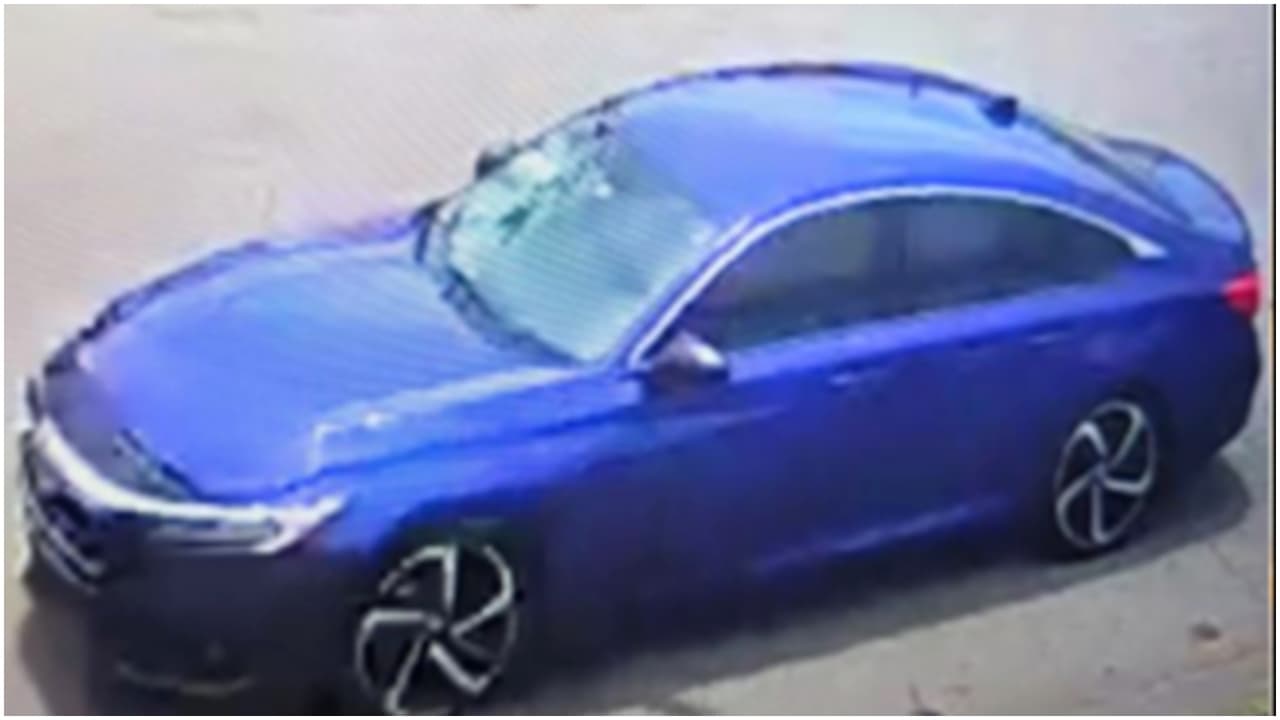  Policía busca al conductor de un Honda Accord de color azul que atropelló a un hombre

