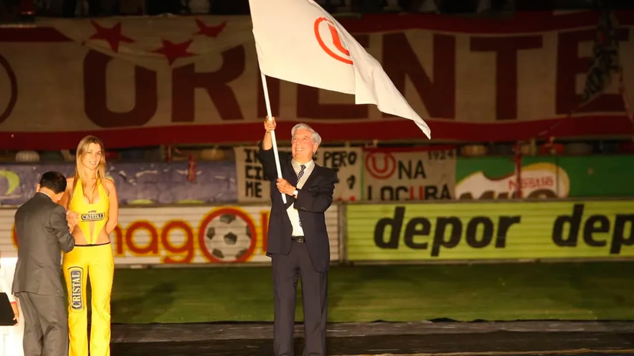Falleció Vargas Llosa; escritor que tenía un gran amor por el futbol