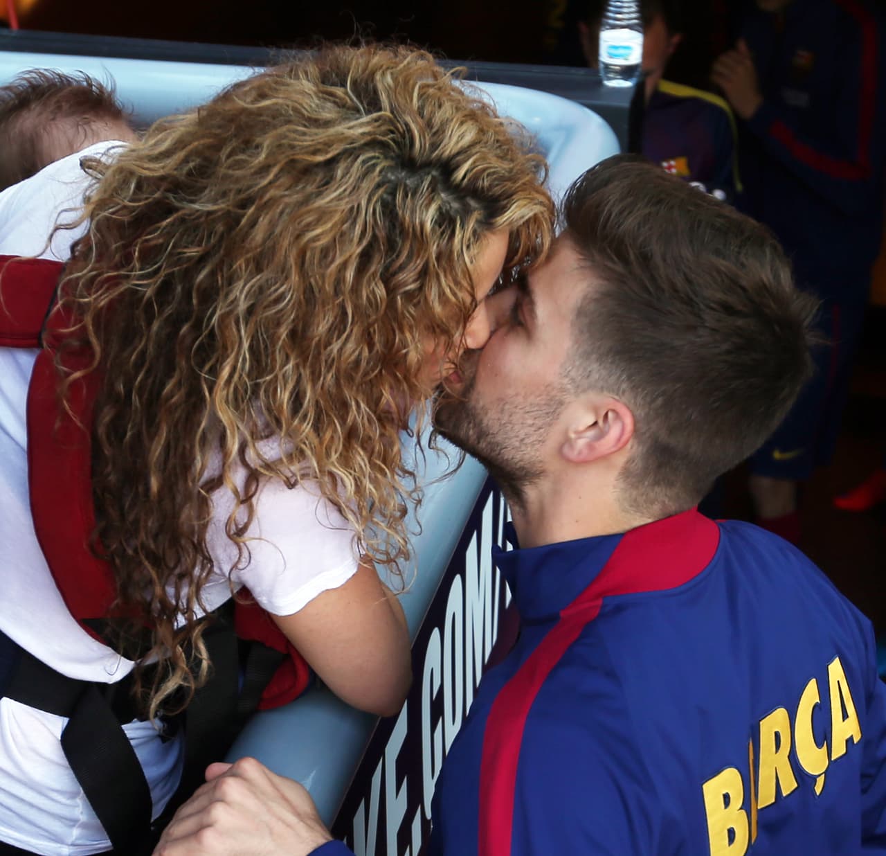 ¿Cuántas veces tuviste relaciones sexuales en estas últimas semanas? La respuesta del compañero de Shakira fue la siguiente: "¿Cuenta las últimas veces en el Bernabeú?", refiriéndose a los partidos que ha ganado el FC Barcelona contra el Real Madrid.