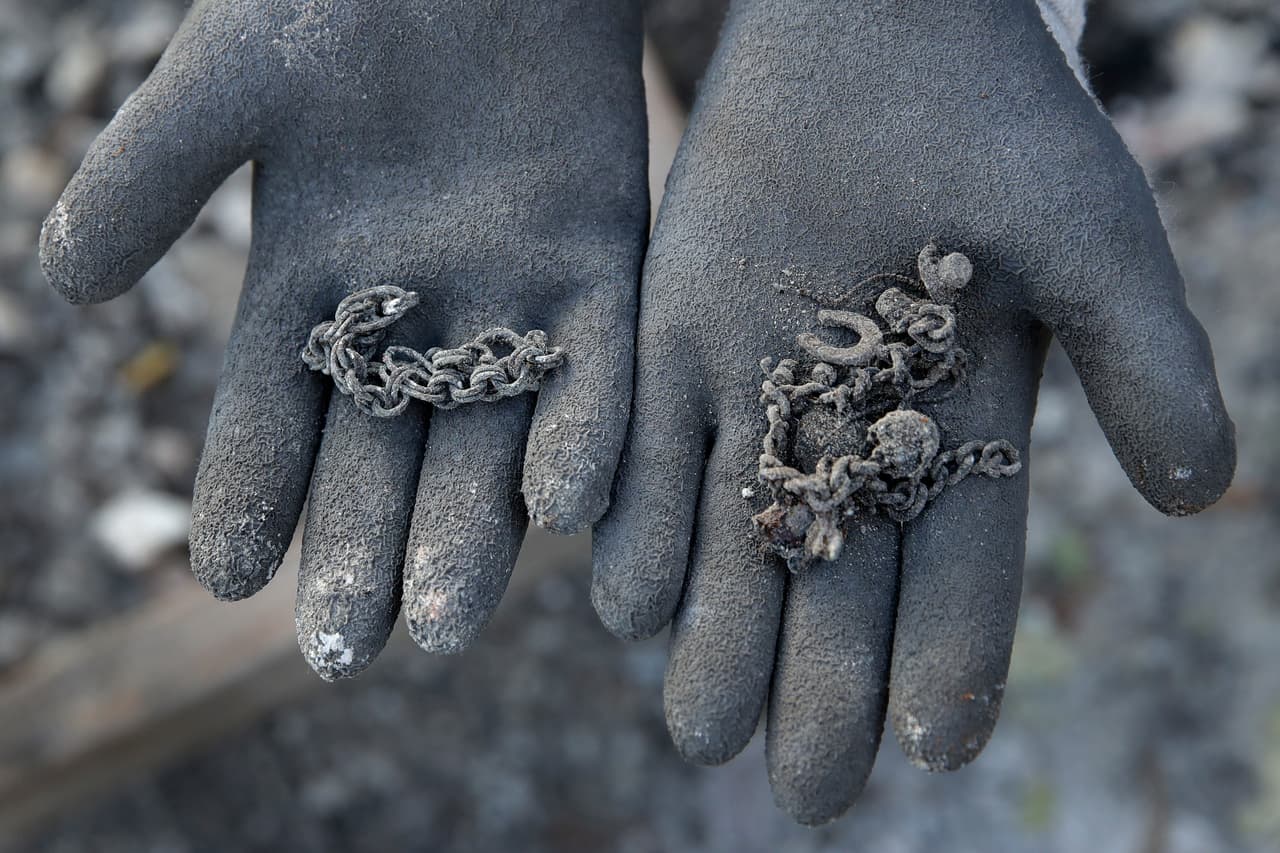 Las bajas temperaturas que se presenciaron en el norte del Área de la Bahía la semana pasada representaron un nuevo reto para los miles de bomberos ya que provocaron que los brigadistas redoblaran sus esfuerzos.