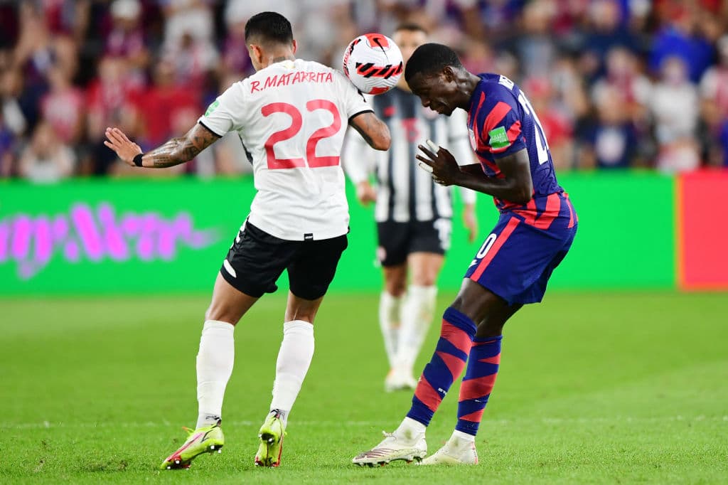 Con un golazo de Sergiño Dest y un autogol de Leonel Moreira, Estados Unidos le da la vuelta al marcador y vencen 2-1 a Costa Rica.