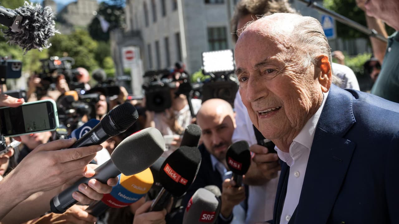 Blatter: “Deberíamos excluir a Irán de la Copa del Mundo”
