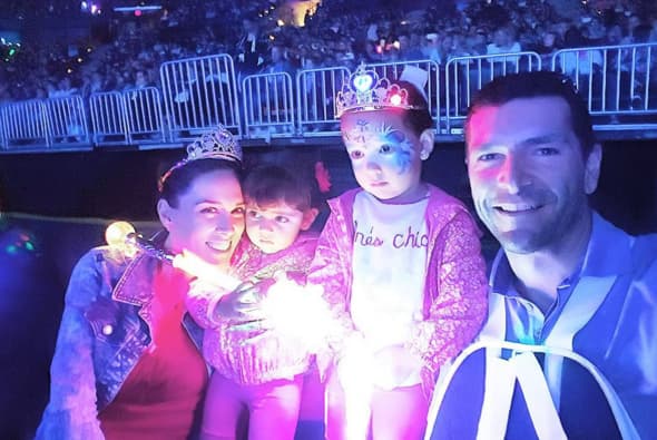 La actriz junto con su esposo, Martín Fuentes, le organizaron una gran fiesta.